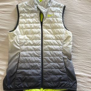 Nike reversible vest with pockets. Size small